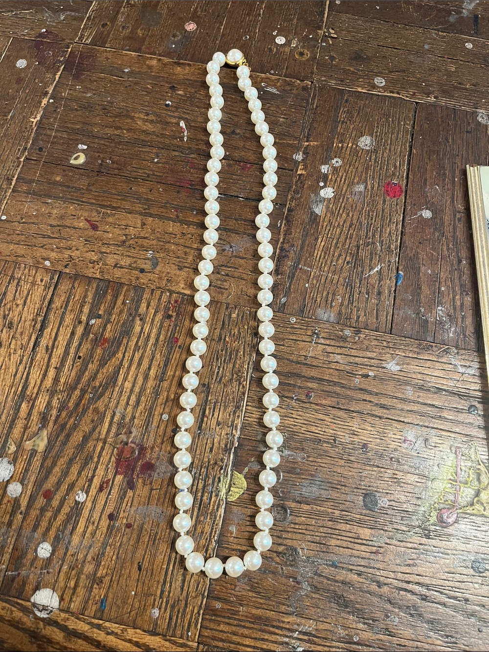 CAROLEE pearl necklace signed , 24” round
